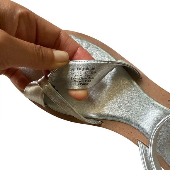 Franco Sarto Women's Parker Thong Sandal size 7 - Picture 5 of 5